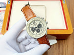 Beige/ivory dial